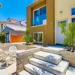 Beach Oasis Water Views Rooftop Parking W D5131