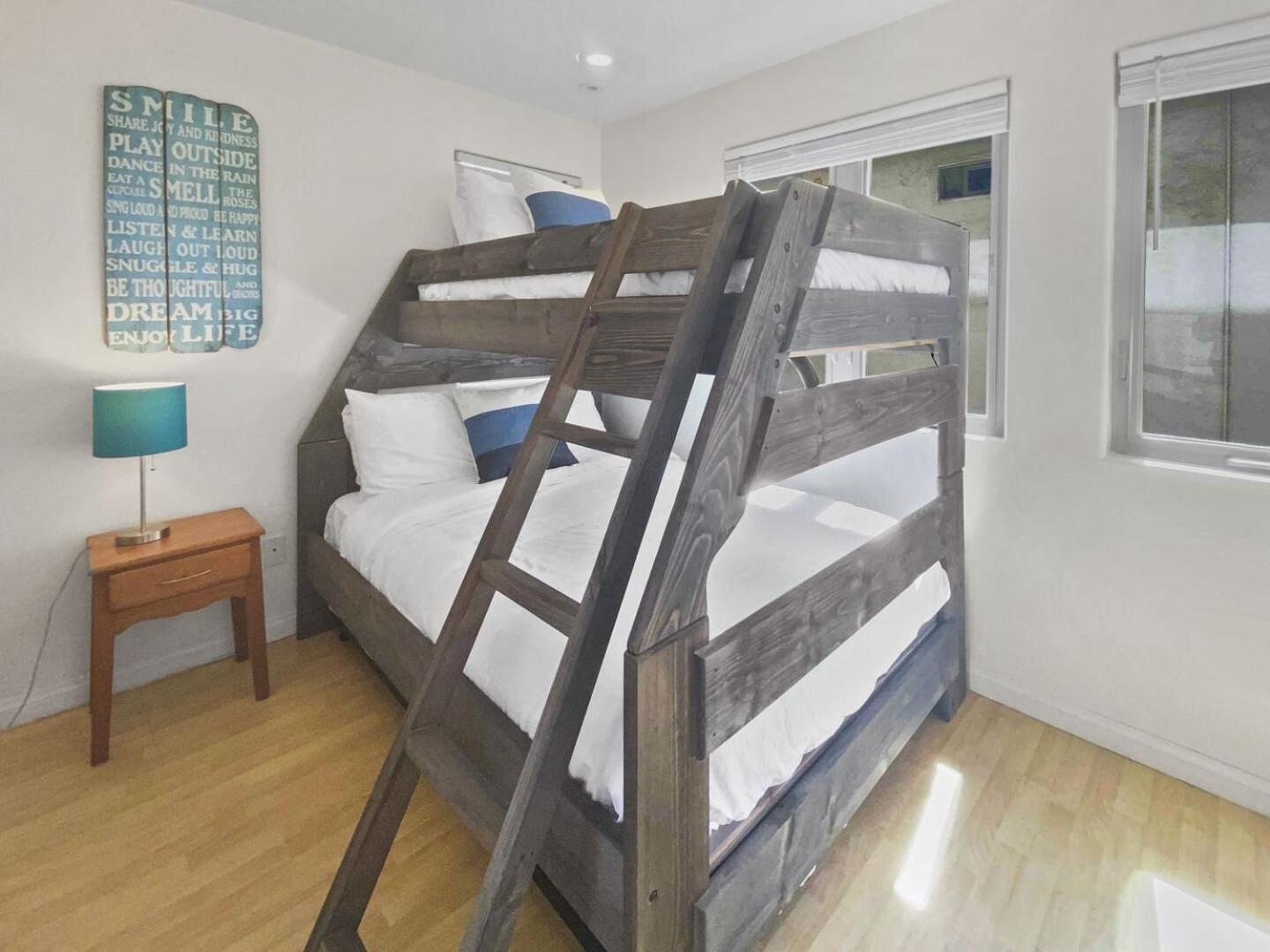 Holiday home Oasis Water Views Rooftop Parking W D5131 San Diego